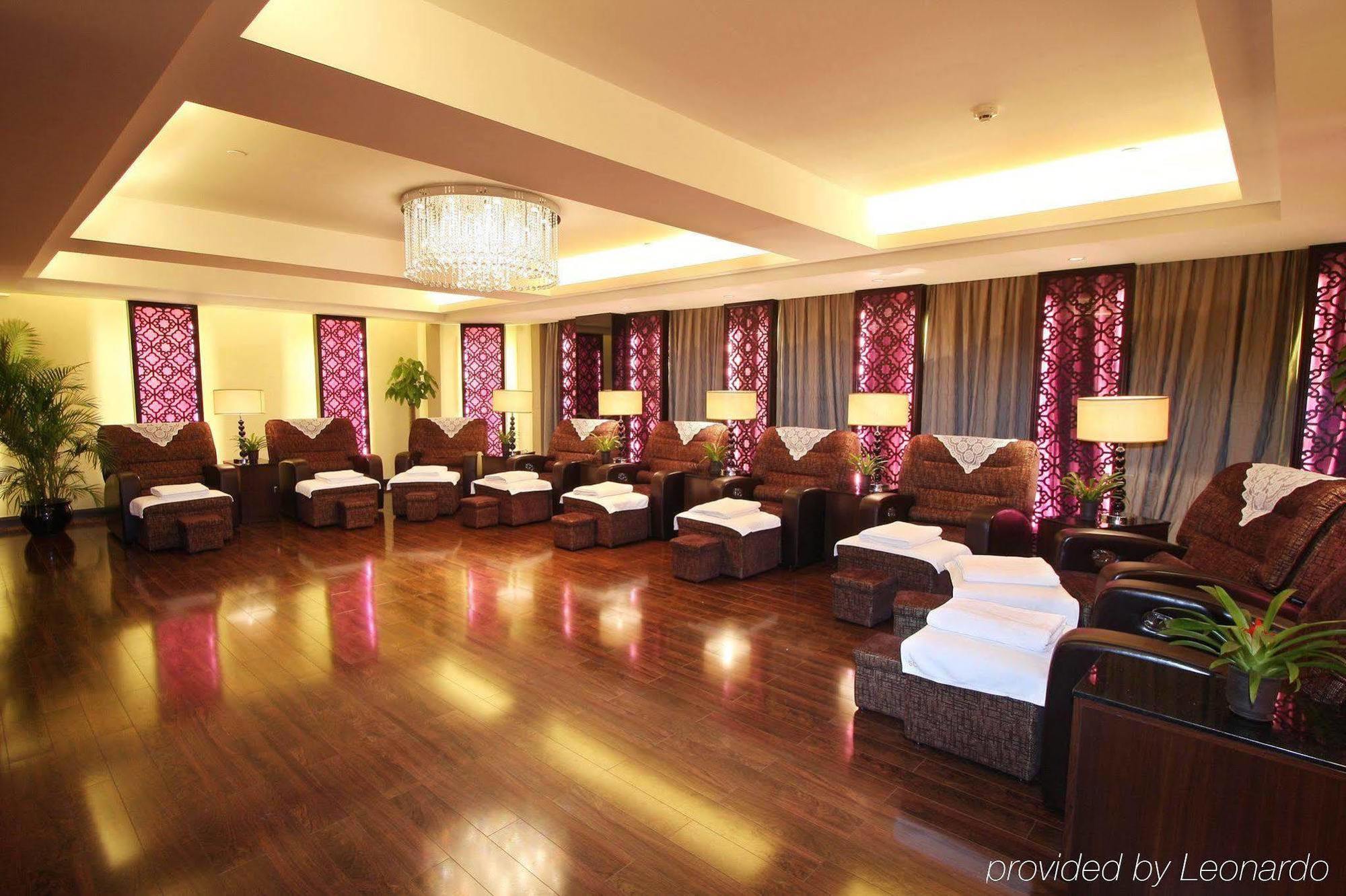 Grand Palace Hotel - Grand Hotel Management Group Kuangcsou Kültér fotó