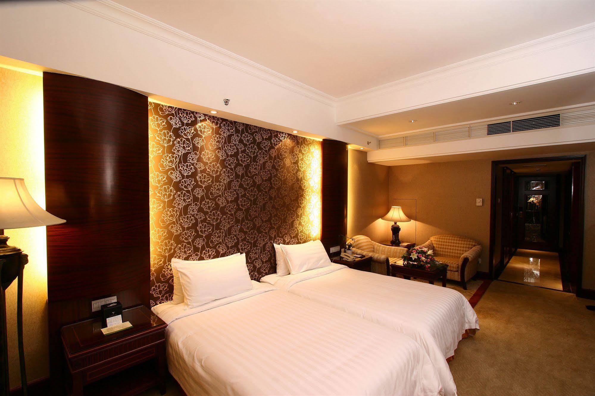 Grand Palace Hotel - Grand Hotel Management Group Kuangcsou Kültér fotó