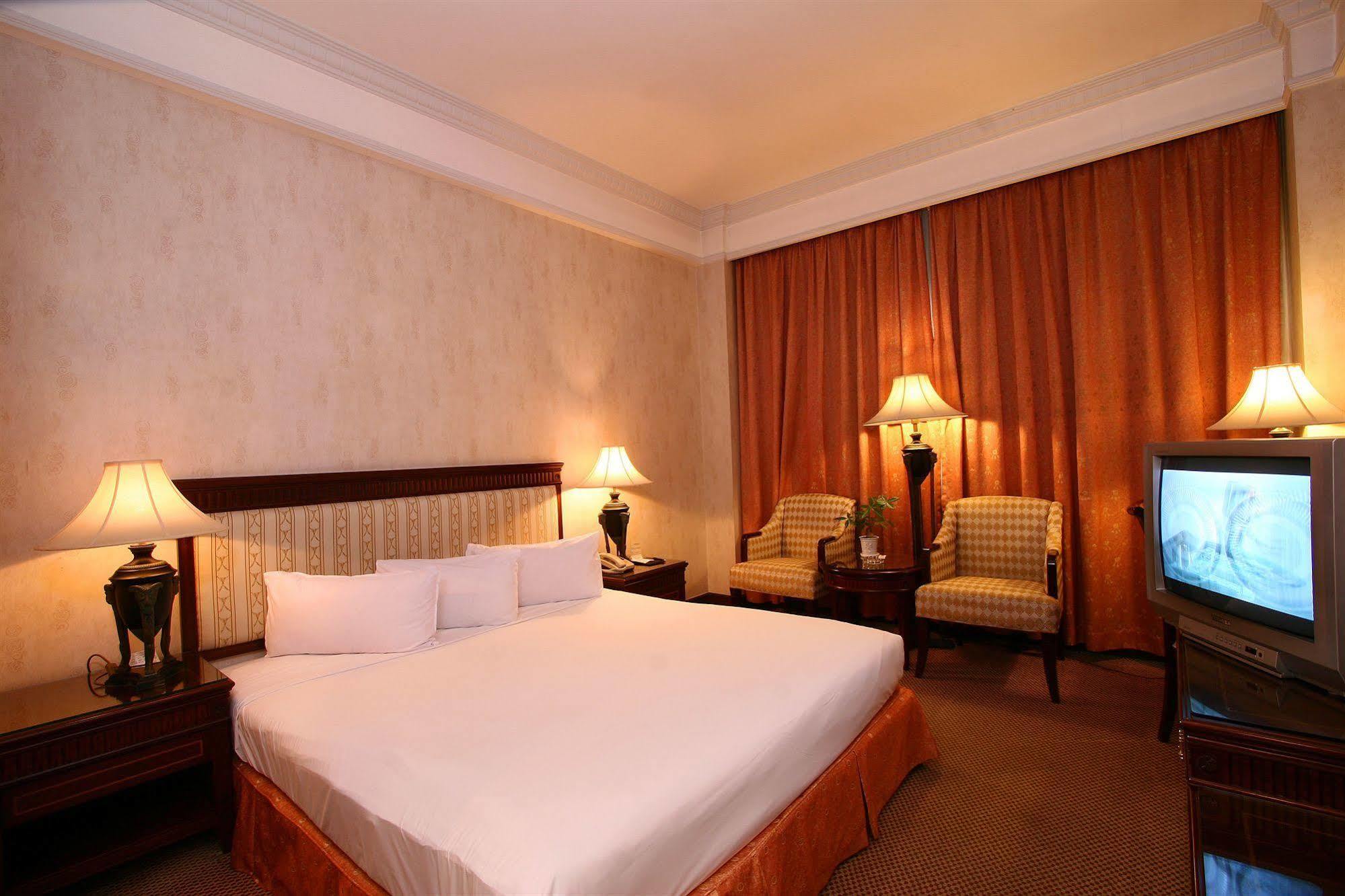 Grand Palace Hotel - Grand Hotel Management Group Kuangcsou Kültér fotó