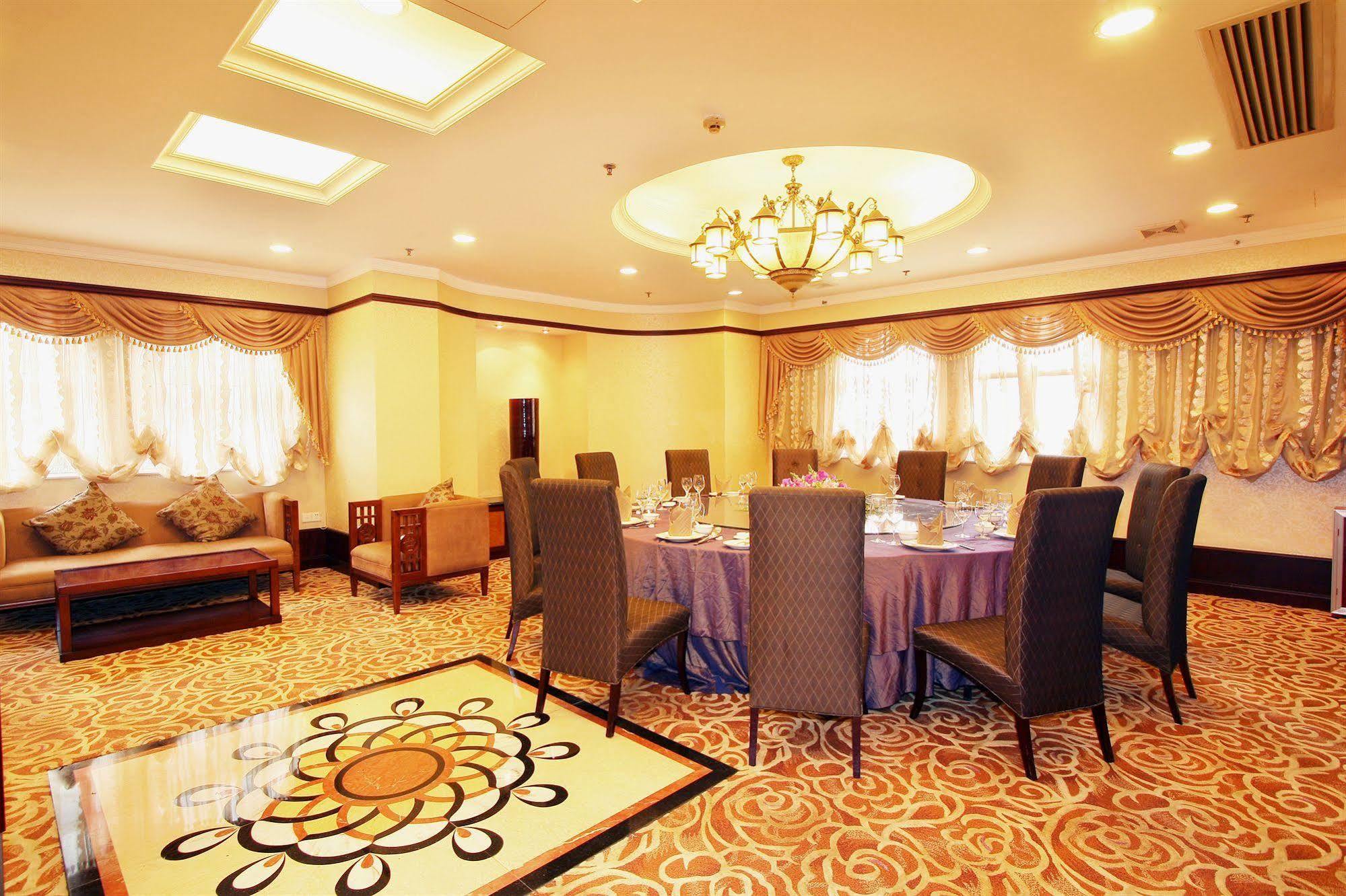 Grand Palace Hotel - Grand Hotel Management Group Kuangcsou Kültér fotó